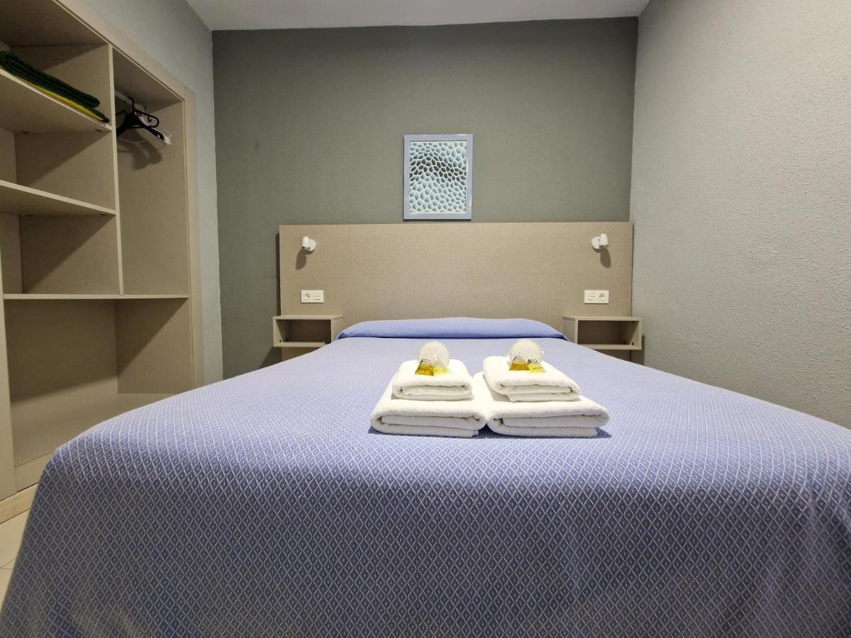 Hostal Soto 维尔根德尔卡米诺 外观 照片